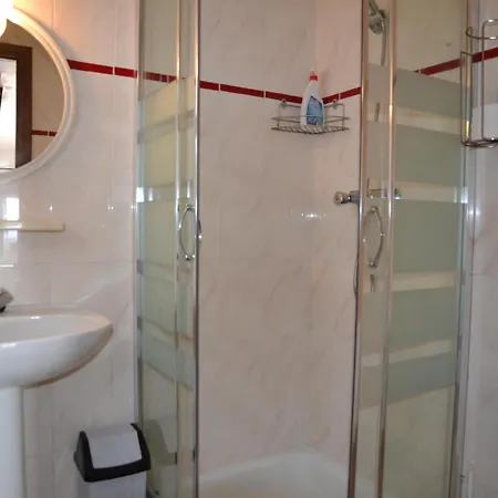 Holiday home Casa Familiar Con Jardin Privado Y Piscina, Cerca De La Playa - - Es-323-82 *