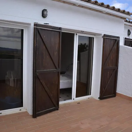 Holiday home Casa Familiar Con Jardin Privado Y Piscina, Cerca De La Playa - - Es-323-82