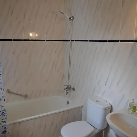 Holiday home Casa Familiar Con Jardin Privado Y Piscina, Cerca De La Playa - - Es-323-82